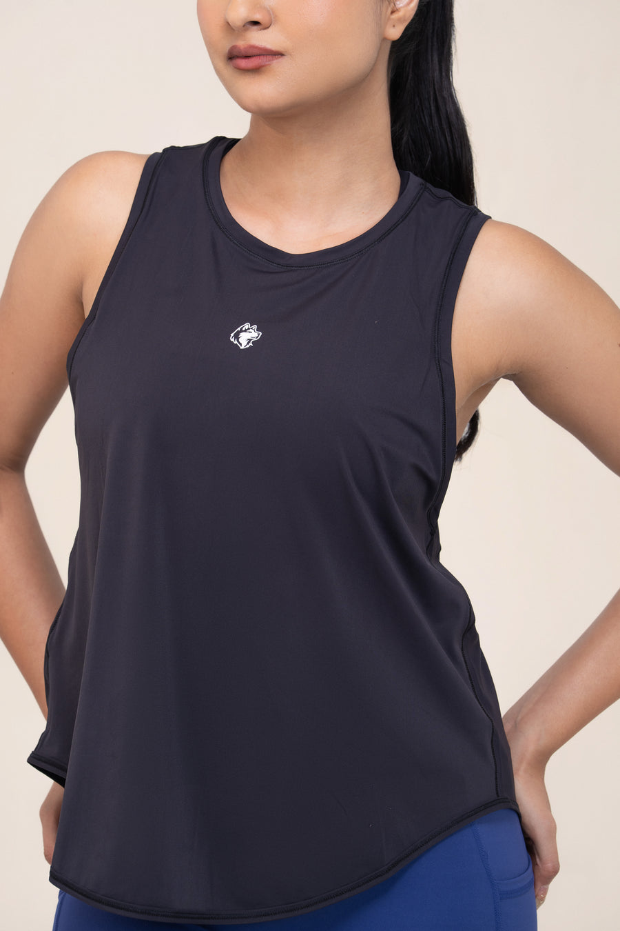Red Husky Loose Training Tank — Black — detail — studio