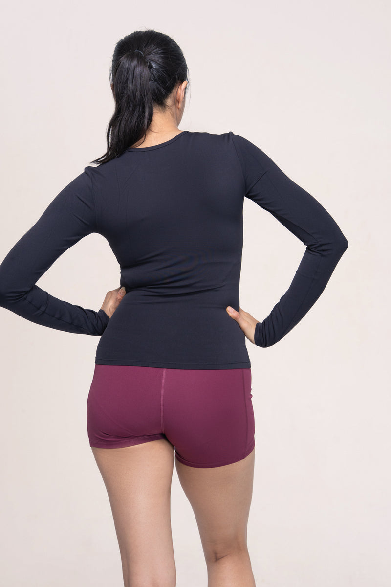 Red Husky Long Sleeve Training Top — Black — back — studio