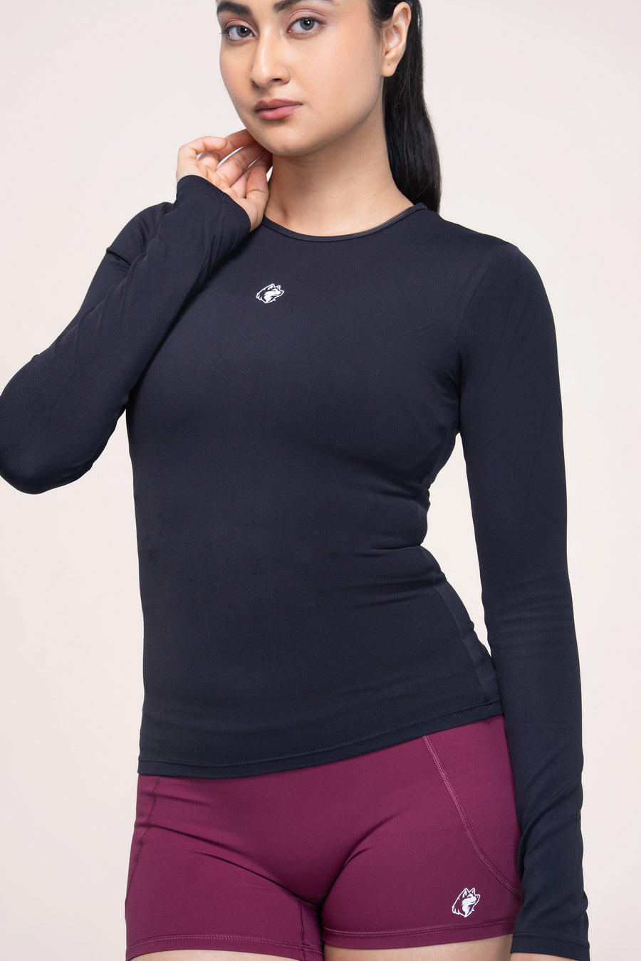 Red Husky Long Sleeve Training Top — Black — detail — studio