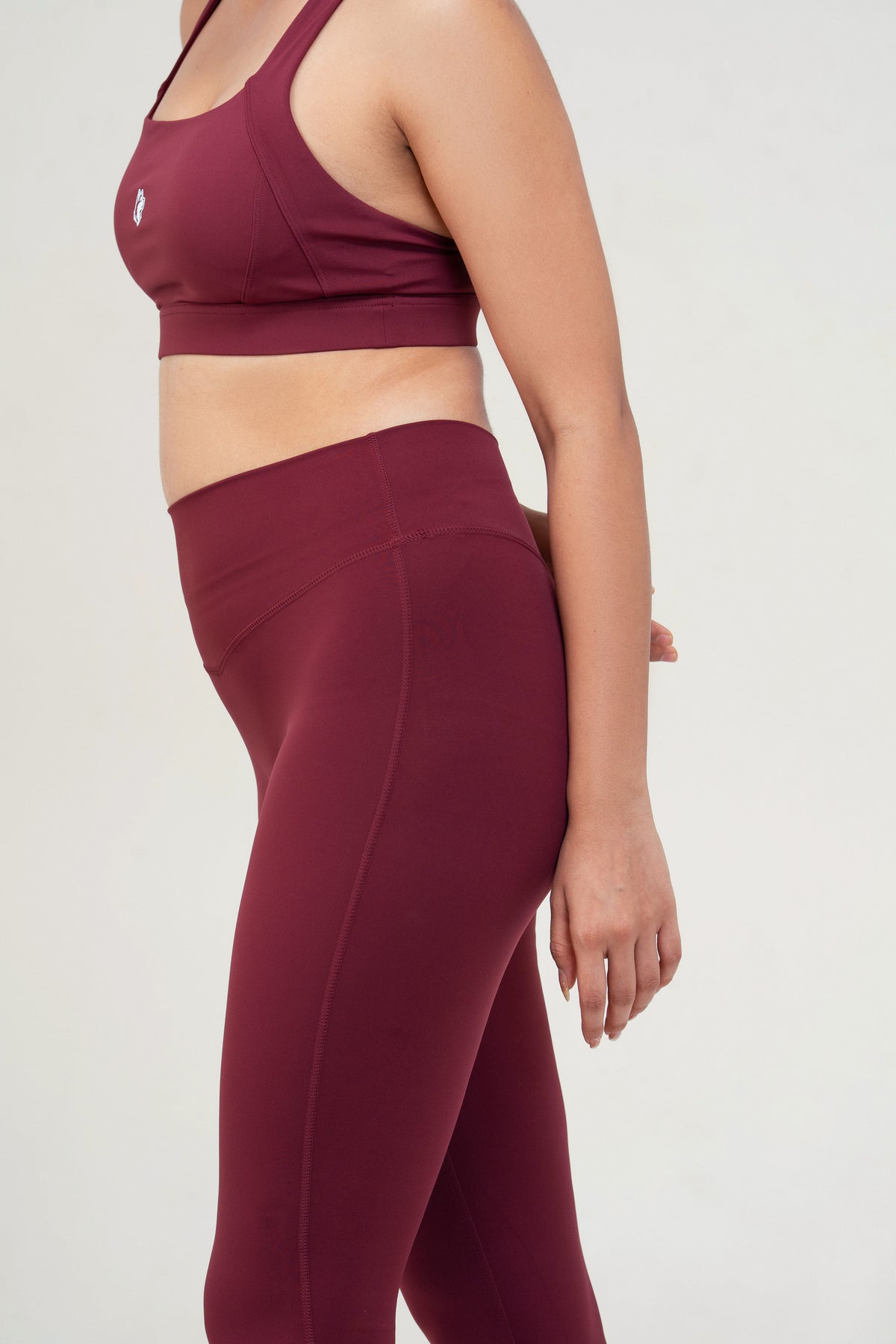Red Husky Premium Sculpt Leggings — Bordeaux Red — detail — studio